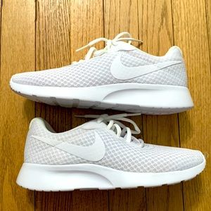 Nike Women Running Shoes Size 7